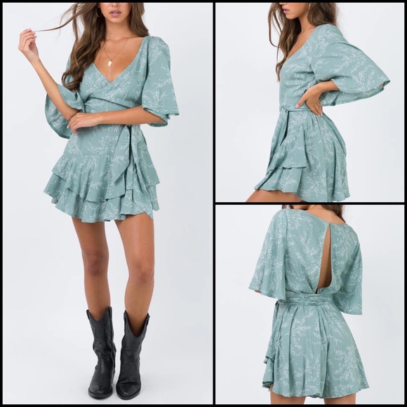 Princess Polly Pants - Princess Polly Mint Floral Leaf Flare Sleeve Ruffle Playsuit Jumper Romper
